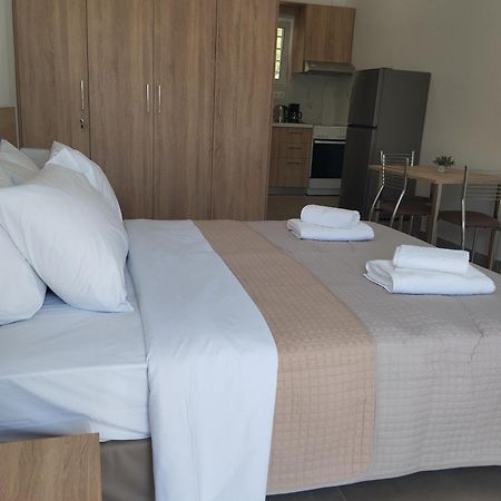 Votsalo Studios & Apartment Frangocastelo Екстер'єр фото