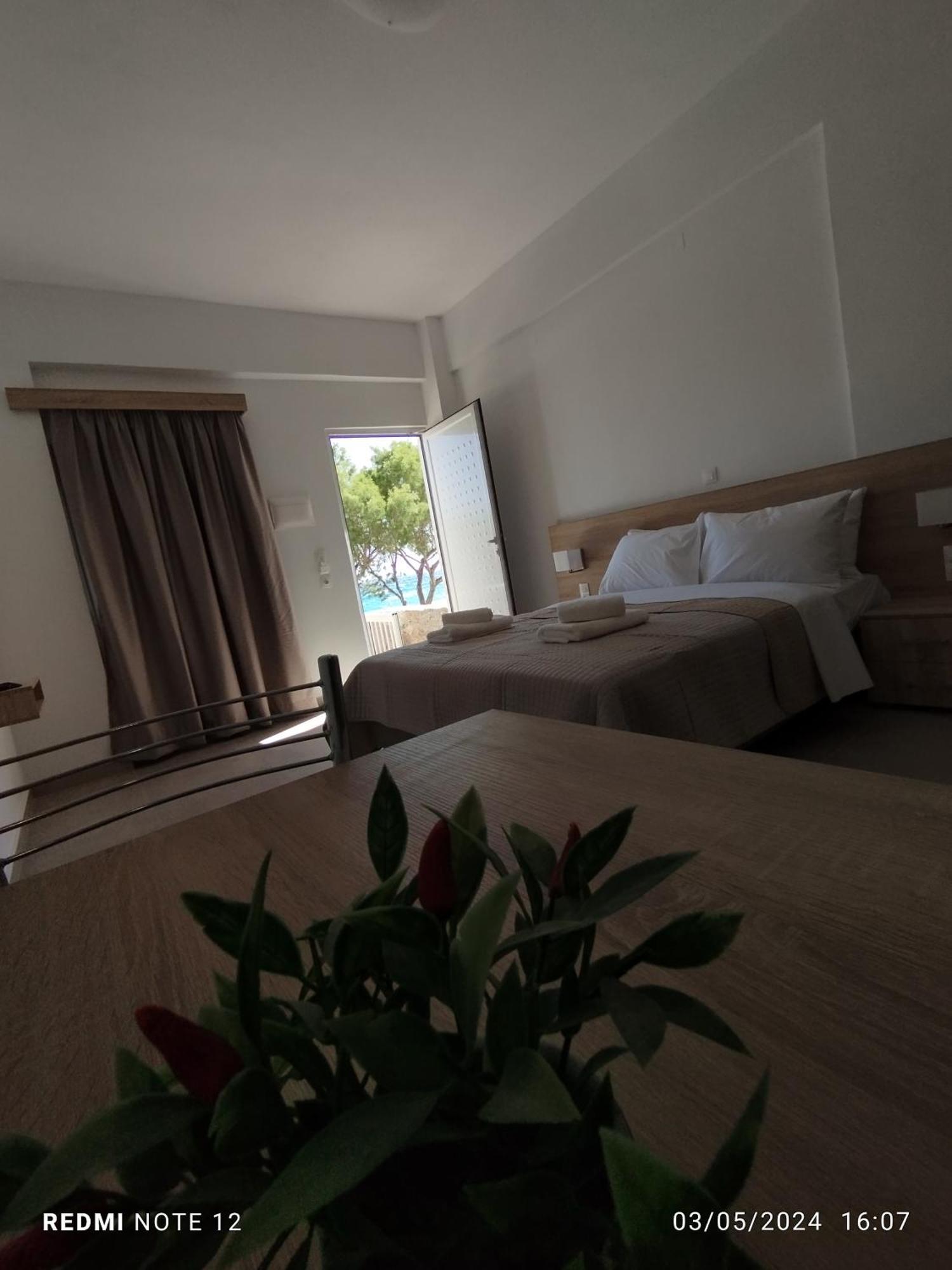 Votsalo Studios & Apartment Frangocastelo Екстер'єр фото
