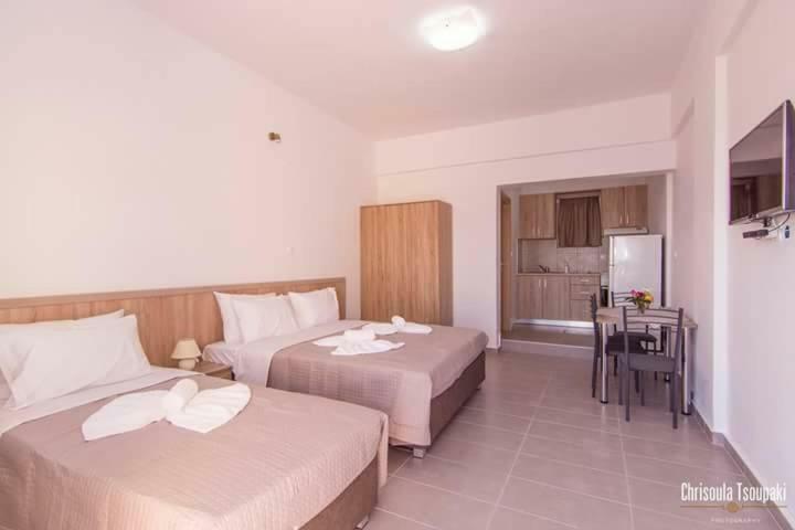 Votsalo Studios & Apartment Frangocastelo Екстер'єр фото