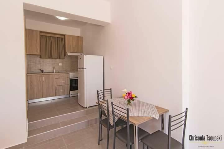 Votsalo Studios & Apartment Frangocastelo Екстер'єр фото